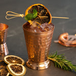 Kupferbecher Caesar – Cocktailbecher (gehämmert, römisch-geprägter Stil, 300 ml)
